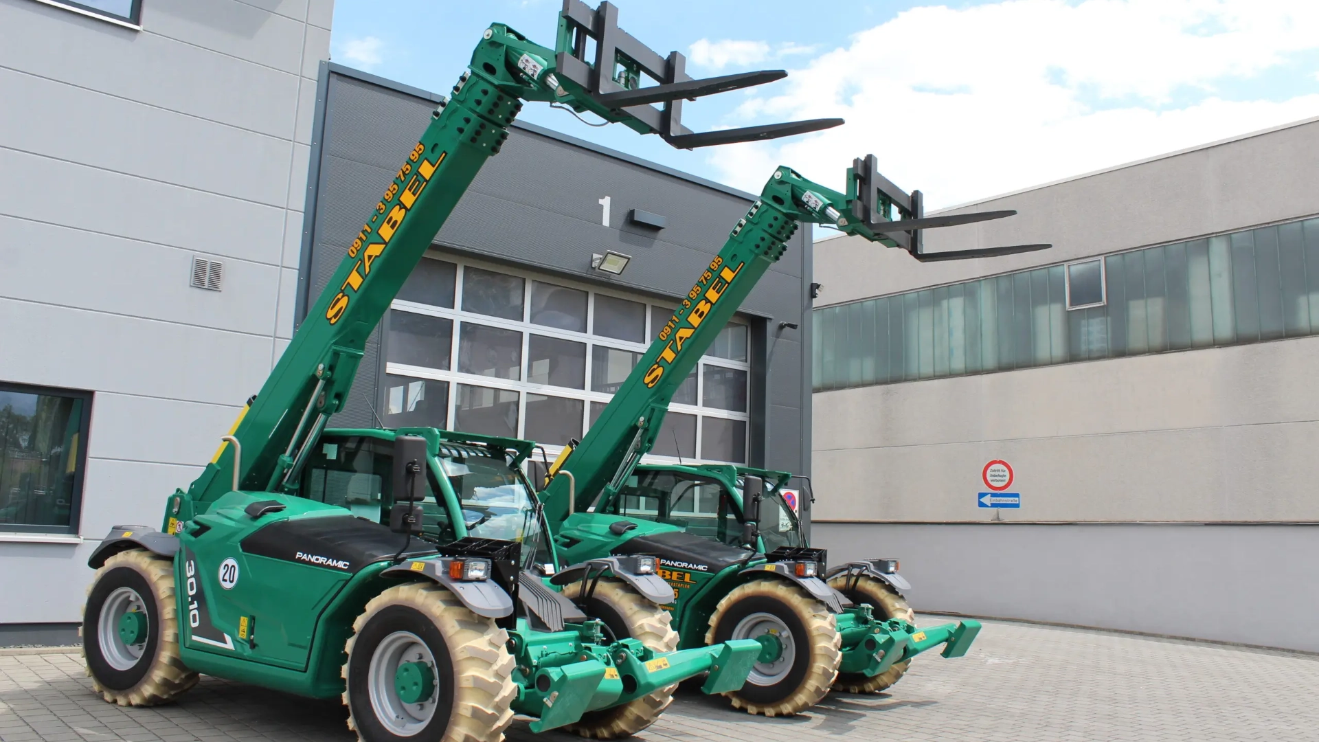 Flexible Teleskopstapler mieten von STABEL in Erfurt